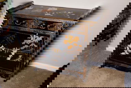 Chinese Black Lacquered Finish Liquor Cabinet