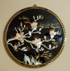 Round Lacquer Wall Plaque with Mother of Pearl Flowers