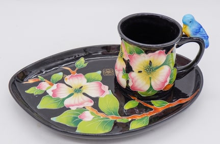 J. McCall Blue Sky Dogwood Mug and Tray Set