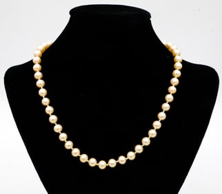 Vintage Miriam Haskell Pearl Strand