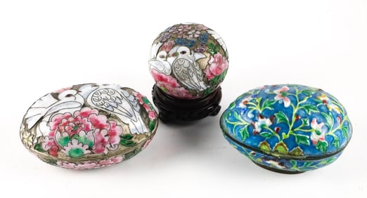 Three Enameled Home Accents