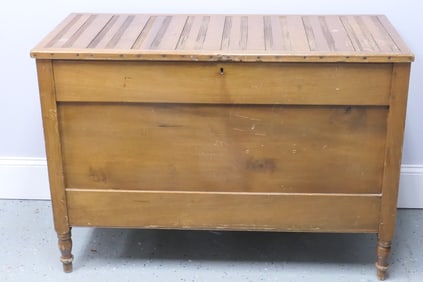 Footed Blanket Chest
