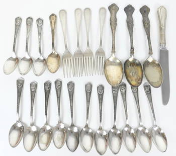 Silverplate KY Flatware and Hollywood Spoons: Silverplate flatware including (4) pieces from the Seelbach Hotel, (1) from the KY Executive (Governor's) Mansion and (3) serving spoons. Plus early Hollywood collectors spoons including Gloria Swanso