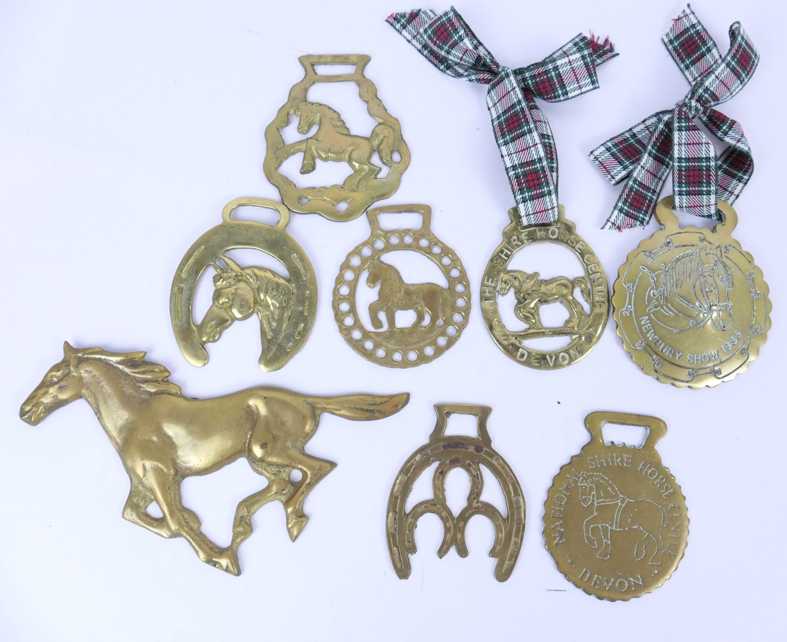 Horse Themed Horse Brasses: Horse themed horse brasses, (7) total. Plus a galloping horse. Size: 7"w x 4.5"h