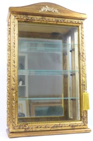 Wall Hanging Vitrine