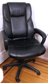 Black Vinyl Office Chair