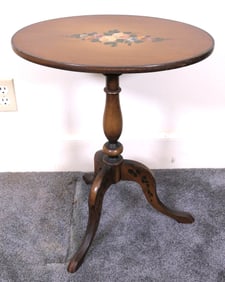 Tilt Top Candlestand