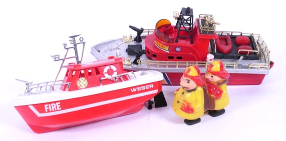 Plastic Fire Boats and Ramp Walker