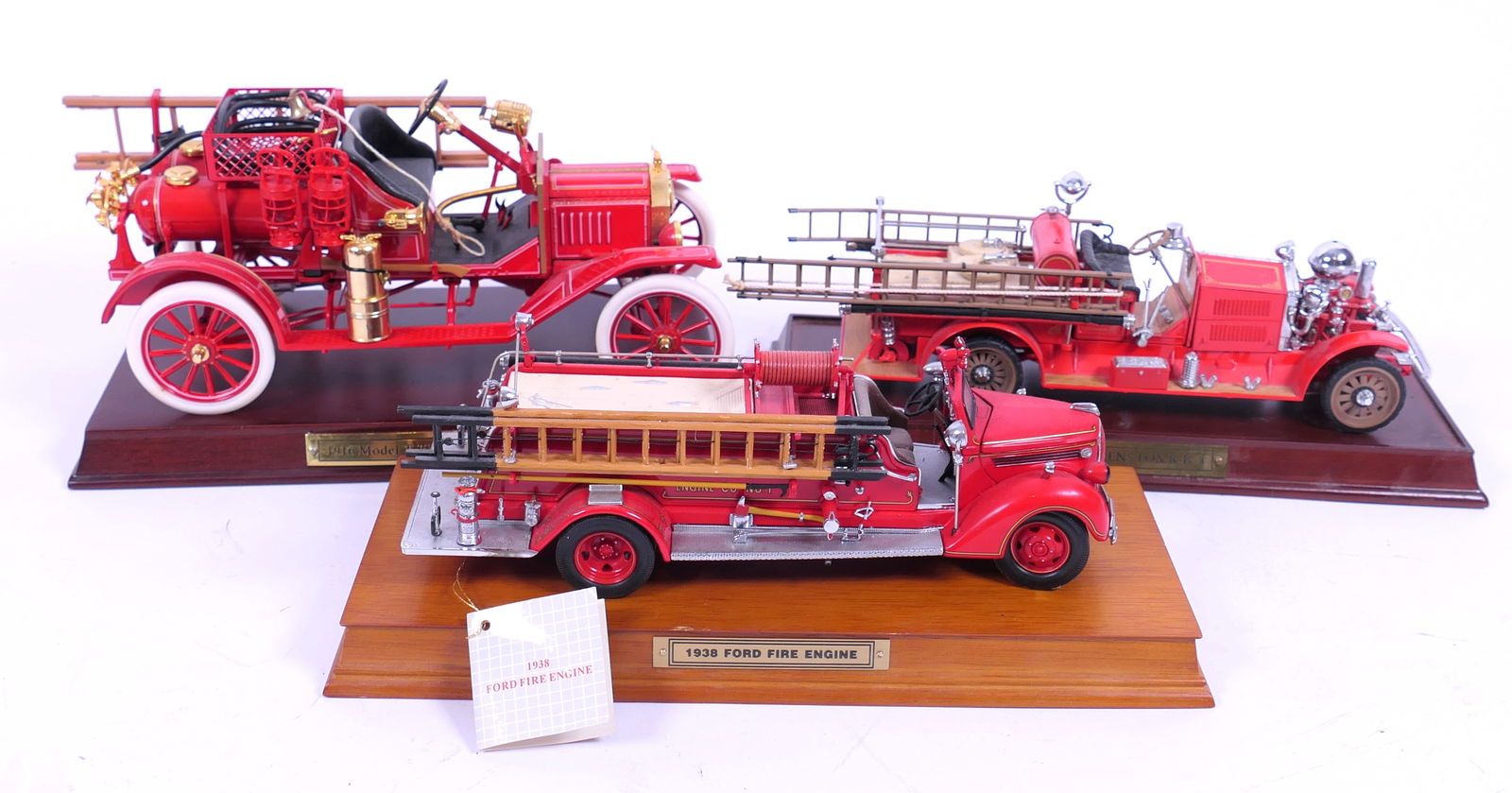 Three Franklin Mint Fire Trucks (1 of 11)