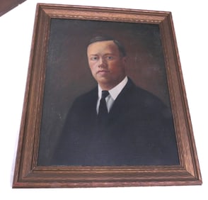 Oil on Canvas Gentleman's Portrait