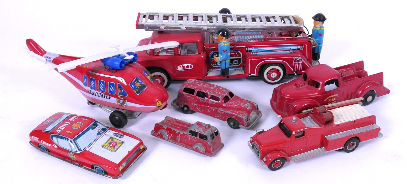 Vintage Fire Vehicles (1 of 9)