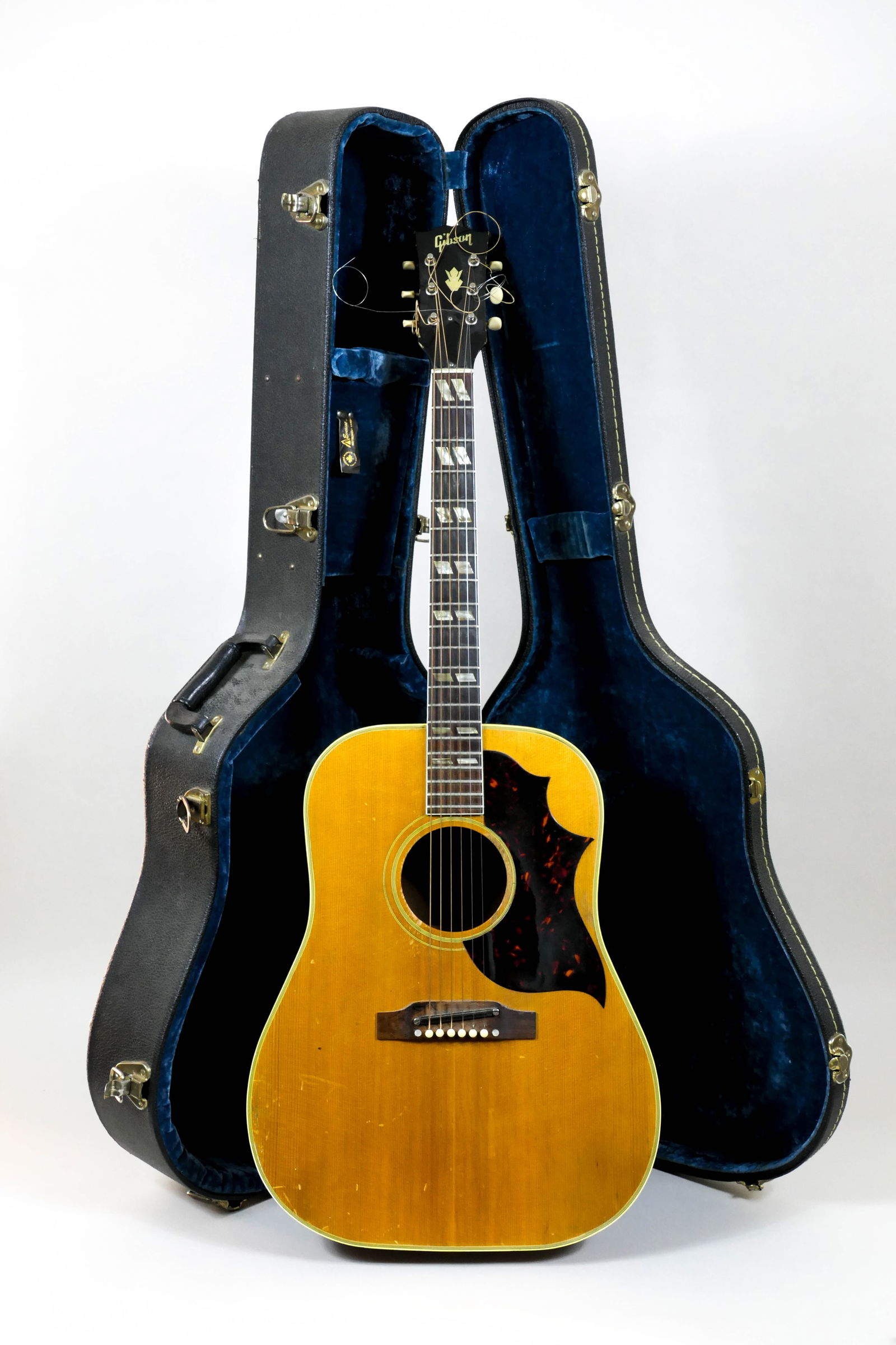 1964 Gibson Country Western Acoustic Guitar (1 of 11)