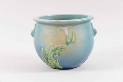 Roseville Thornapple Planter