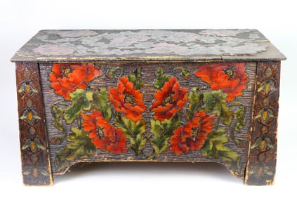 Outstanding Folk Art Poppy Pyrography Shirt Waist Box