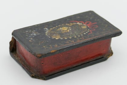 Antique hand painted Lacquered Snuff Box