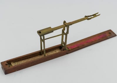 Antique Folding Sovereign Scale