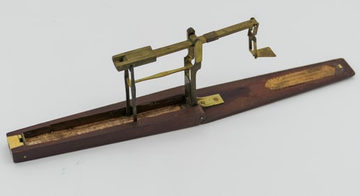Antique T. Moughton Folding Sovereign Scale