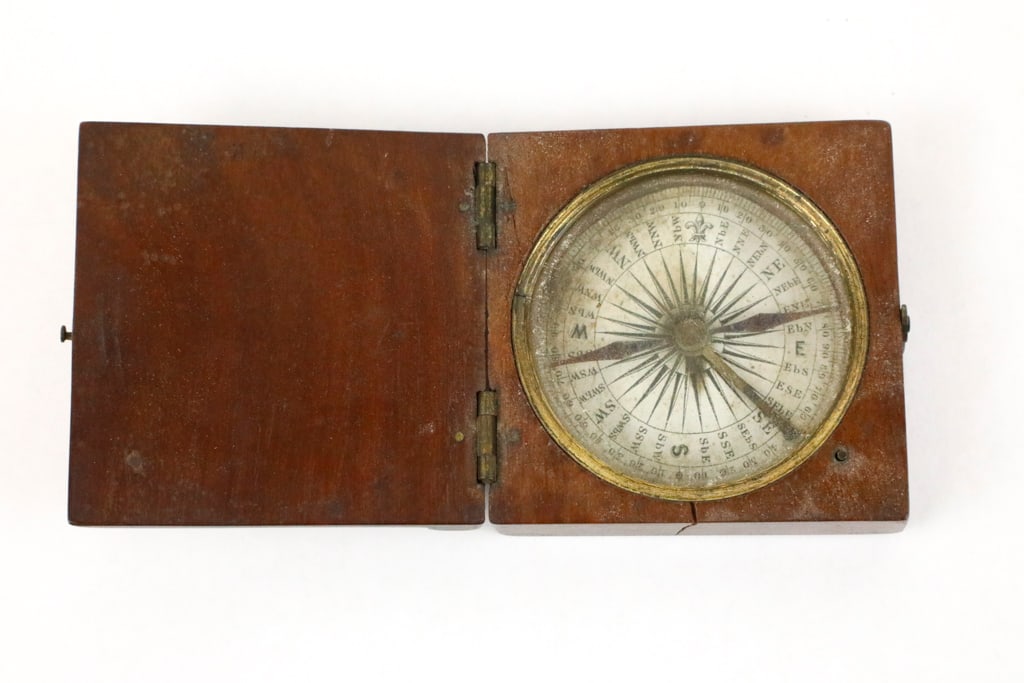 Circa 1850 Victorian Hunter's Compass: Circa 1850 victorian mahogany case hunter's compass with working latch. Size: 2.25"w x 2.25"d