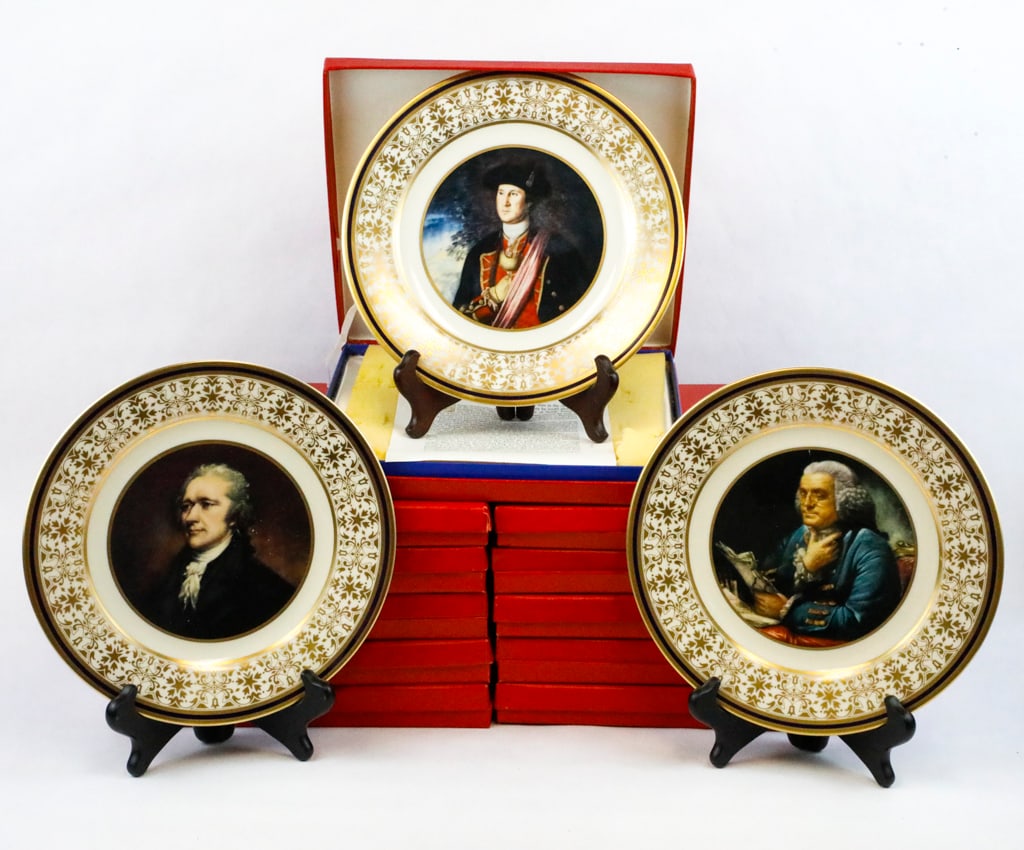 Set of Eleven American Revolutionary Plates by the U.S. Bicentennial Society: Set of eleven American Revolutionary plates including Benjamin Franklin (small scratch), George Washington, Alexander Hamilton, Thomas Paine, Thomas Jefferson, John Hancock, Patrick Henry, John Marsha