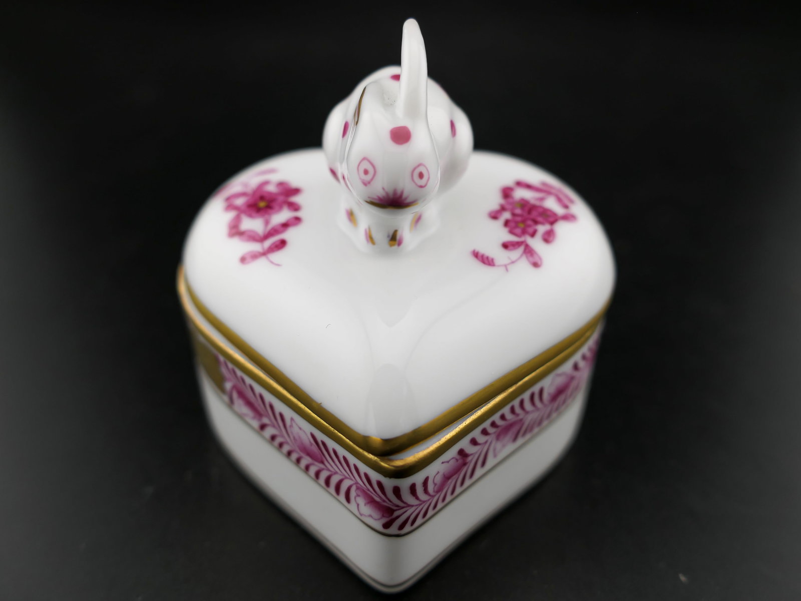 Herend Heart Shaped Trinket Box (1 of 7)