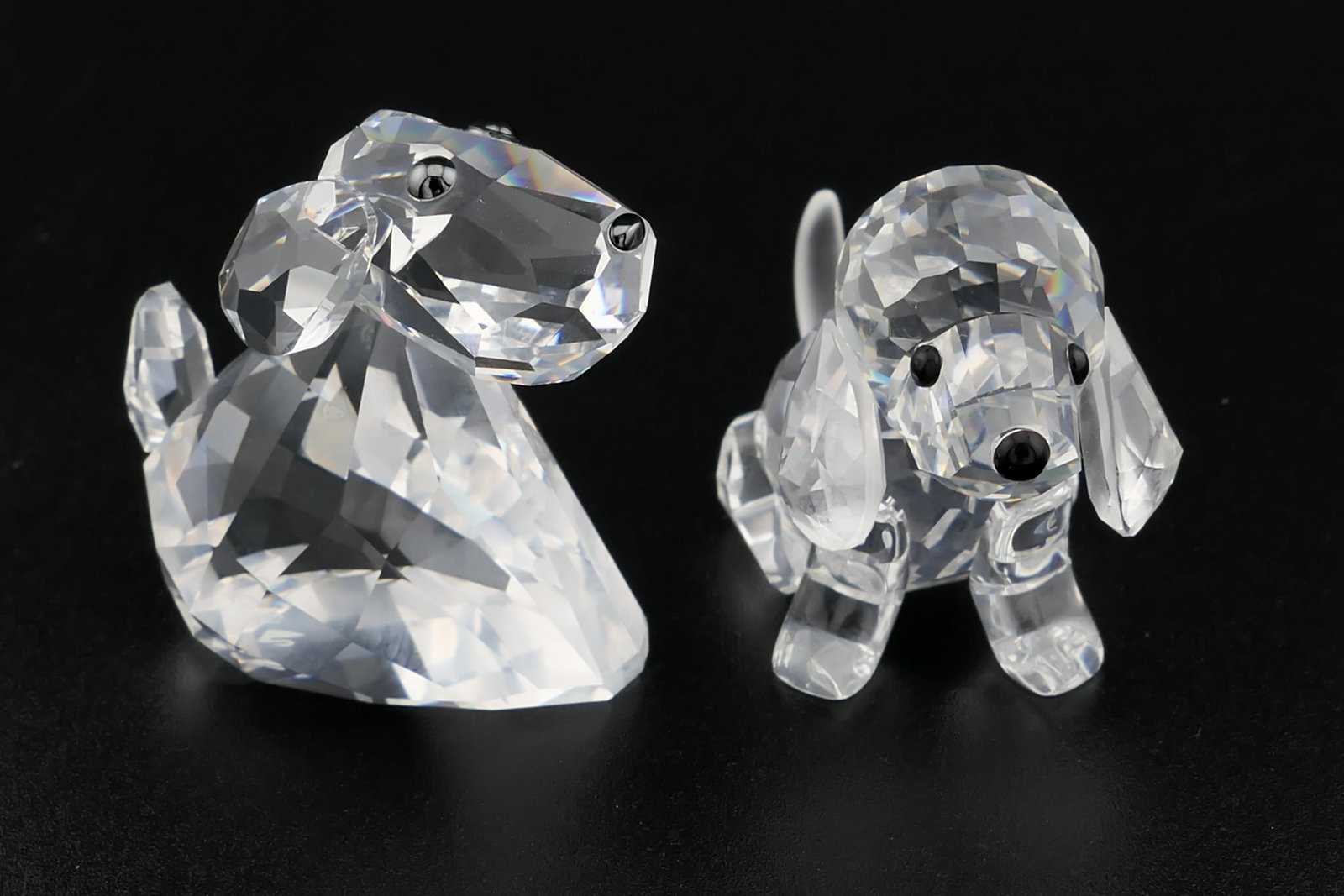 Swarovski Crystal Robbie and Beagle Dog Figurines (1 of 7)