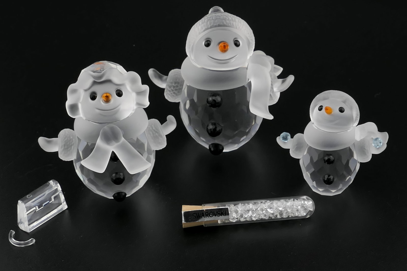 Swarovski Crystal Snowman Family Figurines (1 of 8)