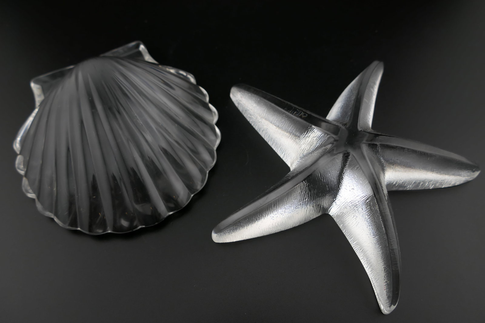 Steuben Crystal Shell and Starfish Paperweights (1 of 5)
