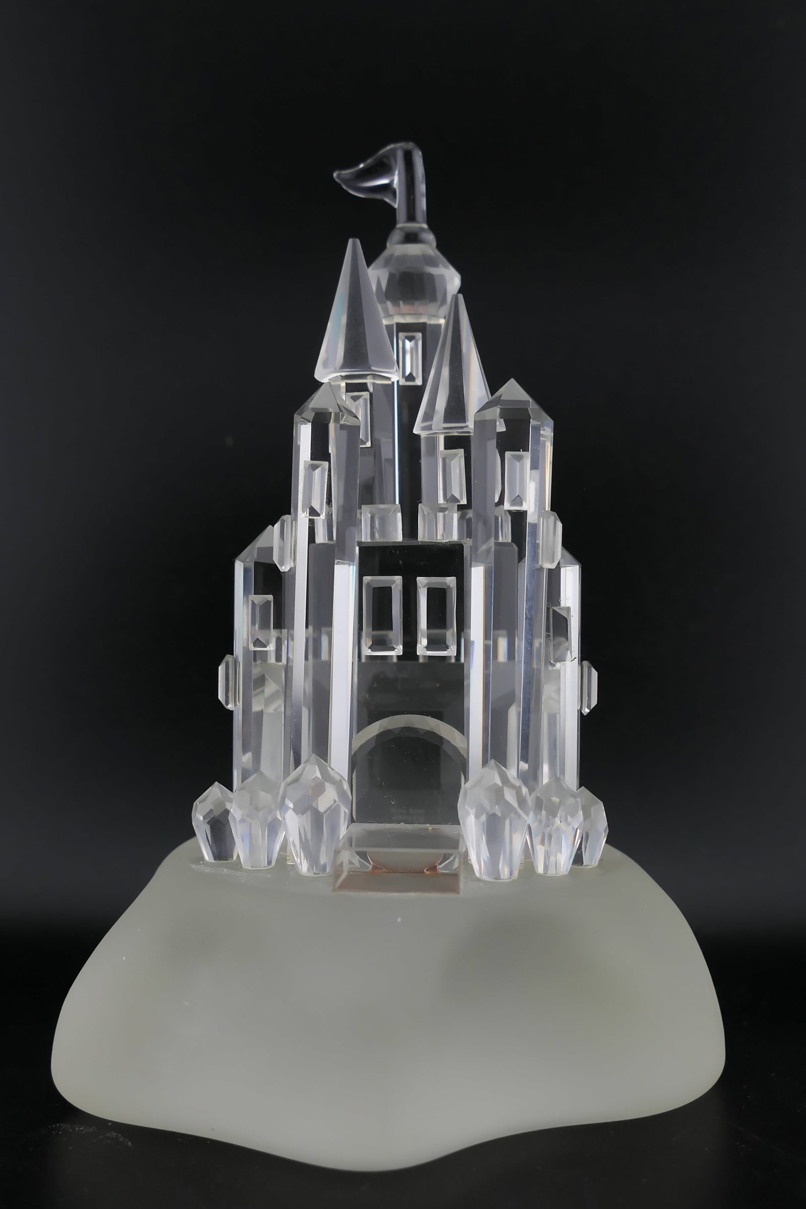 Iris Arc Crystal Castle Statuette (1 of 7)