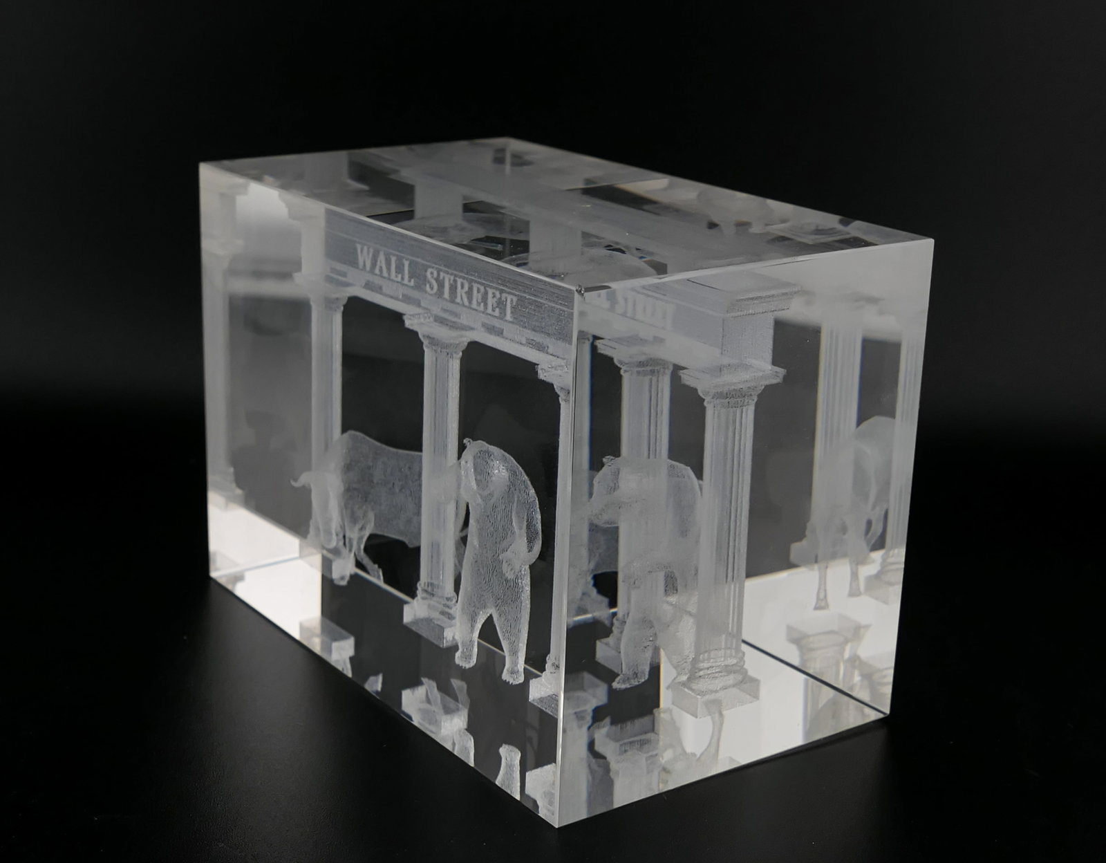 Geometric Crystal Accent Pieces - 3