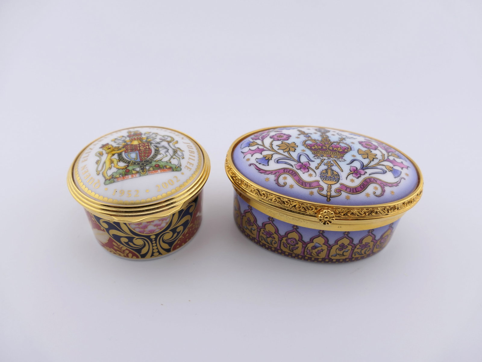 Two Queen Elizabeth II Trinket Boxes (1 of 5)