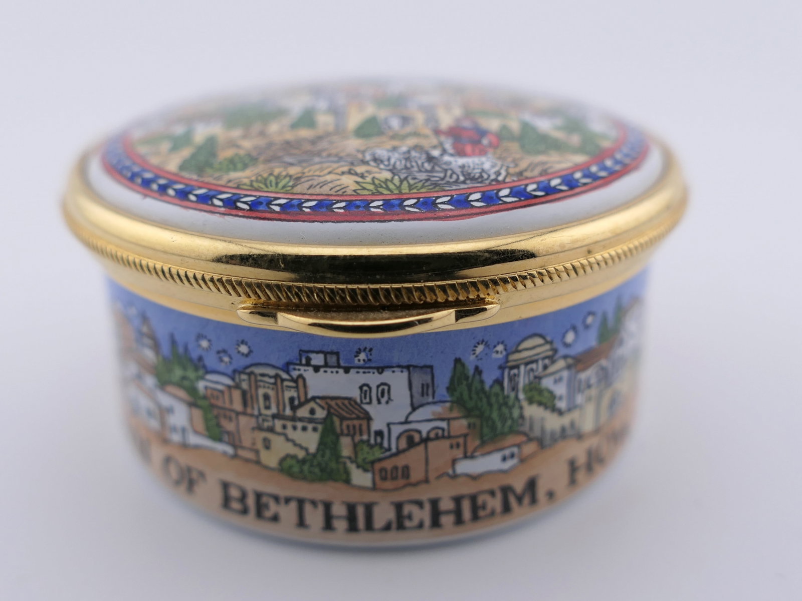 Staffordshire Bethlehem Trinket Box (1 of 6)