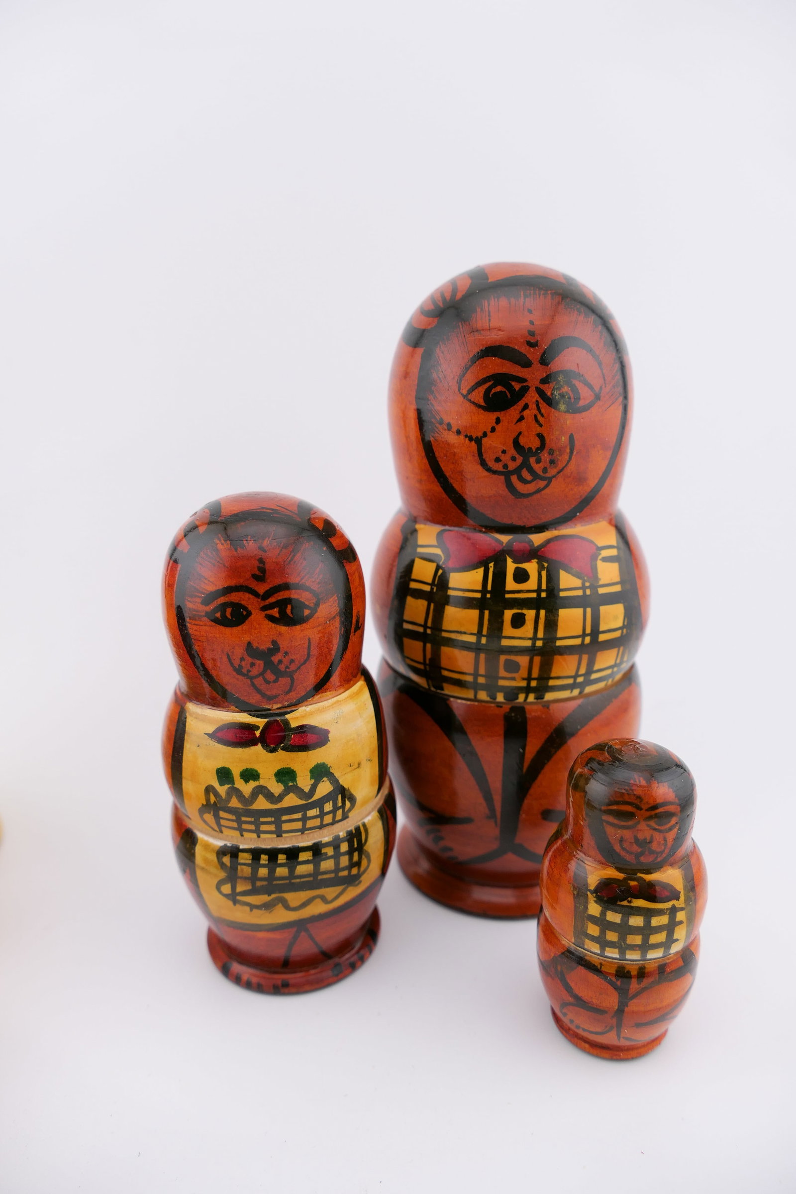Assorted Nesting Dolls - 6