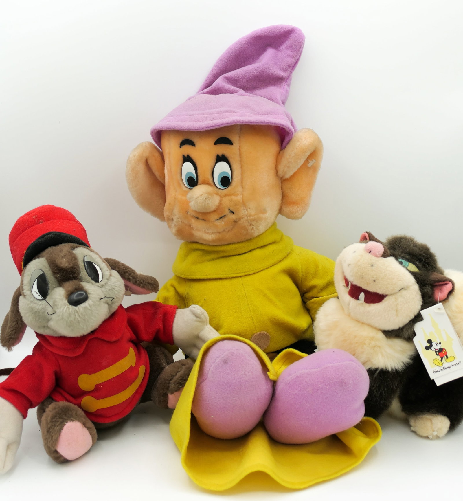 Three Vintage Plush Toys (1 of 12)