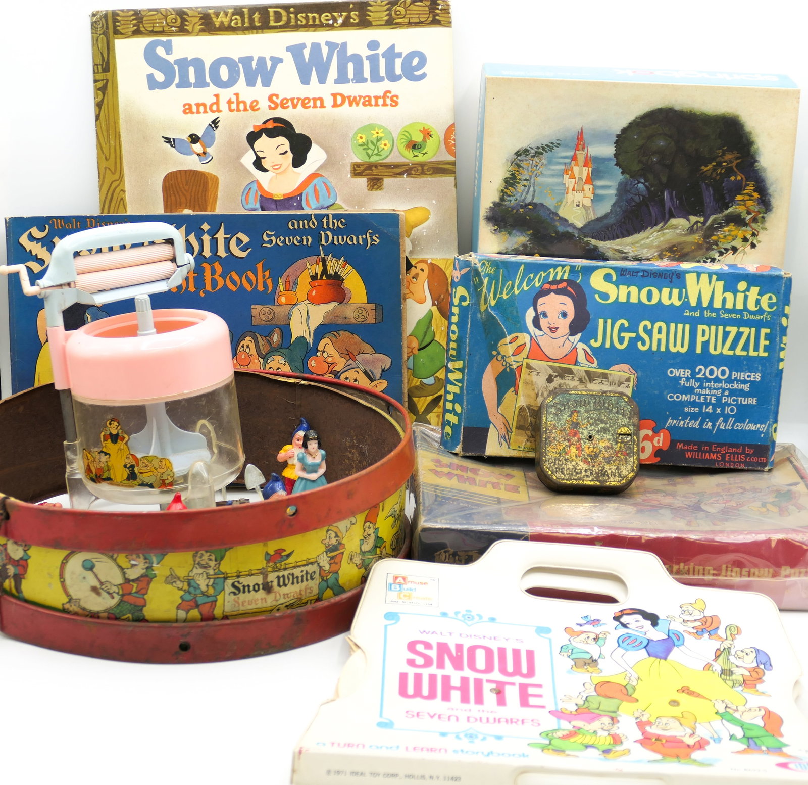 Snow White Books and Toys (1 of 20)