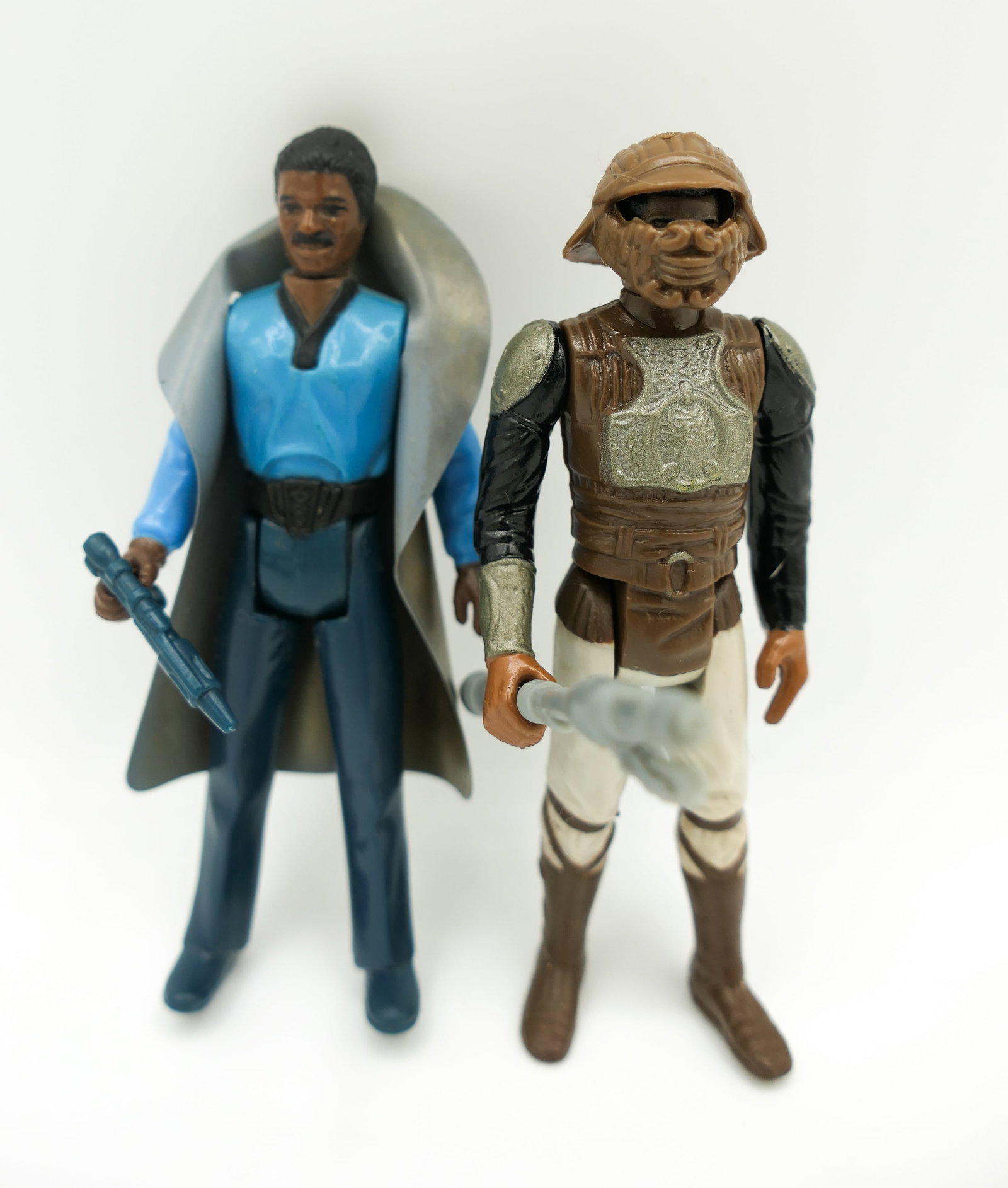 Two Star Wars Action Figures (1 of 4)