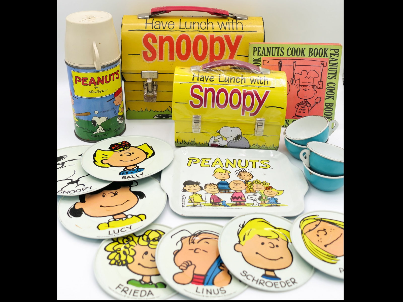 Peanuts Collectibles (1 of 18)
