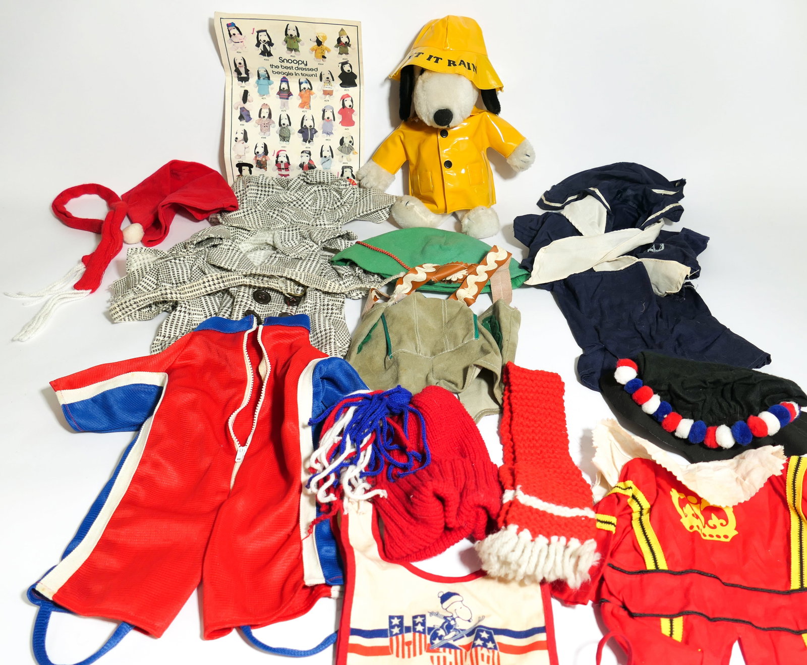 Snoopy Plush Toy and Outfits (1 of 14)