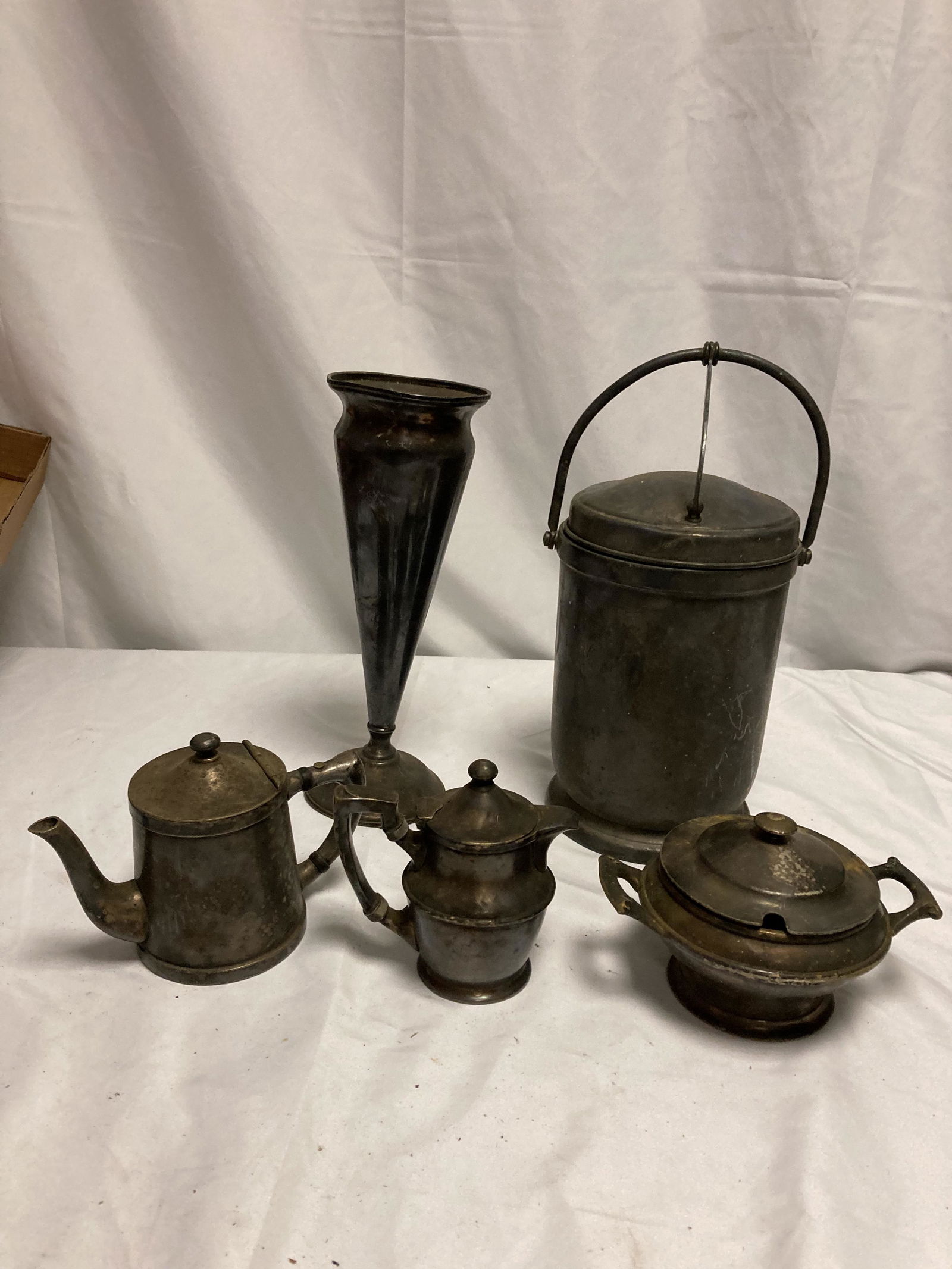 Hotel Grade & Other Silver Plate (1 of 9)