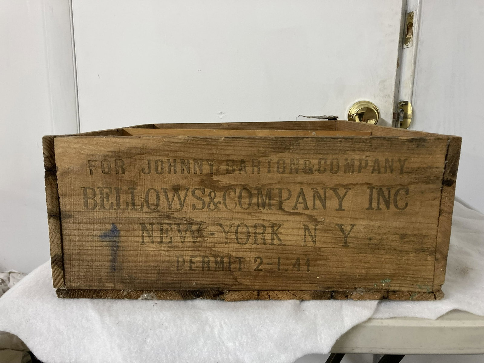1940s Wine Crate "for Johnny Barion&Co" Bellows NY: 1940s Wine Crate "for Johnny Barion&Co" Bellows & Company, New York NY Permit 2-1.41. Clear lettering. Minor wear from age. Very nice condition.