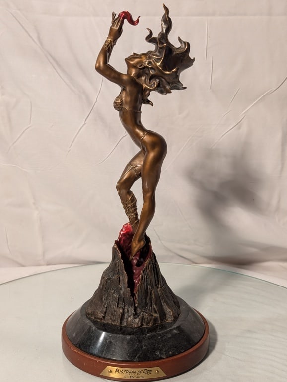 Mistress of Fire - Bronze B. Valoejo Franklin Mint (1 of 17)