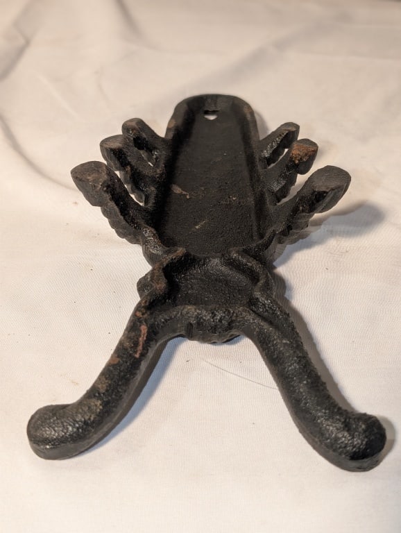 Hearth Cricket Boot Remover - CI J. Wright - 13