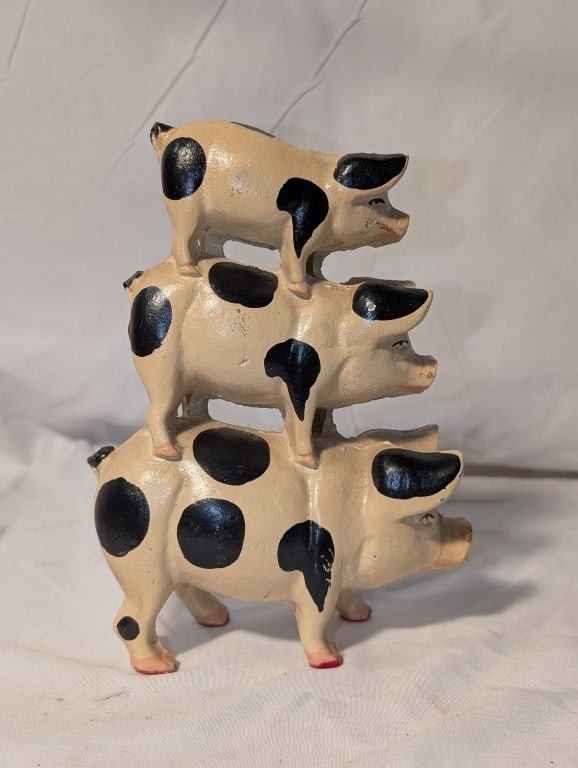 Stacked Pigs Door Stop - CI, Upperdeck: 3 Stacked Pigs Door Stop / Bookend - Cast Iron, Graduated stacked pigs Upperdeck. Minimal paint loss. Meas. 6 3/4"h x 4 3/4"l x 2 1/2"w.
