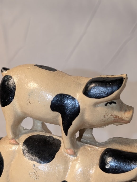 Stacked Pigs Door Stop - CI, Upperdeck - 2