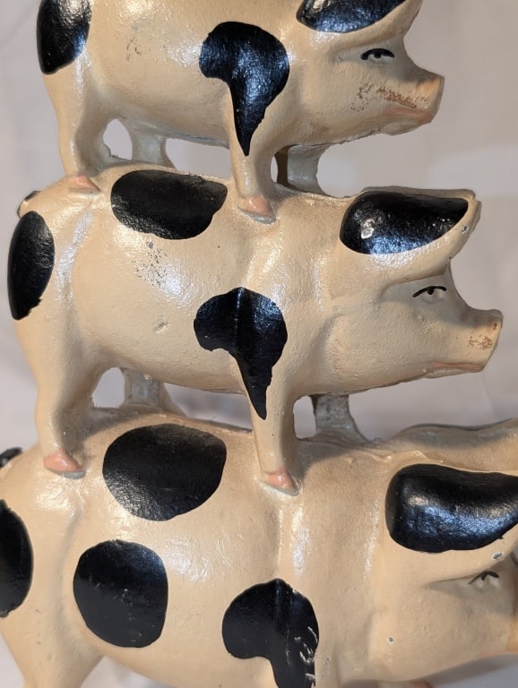Stacked Pigs Door Stop - CI, Upperdeck - 3