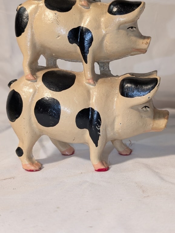 Stacked Pigs Door Stop - CI, Upperdeck - 4