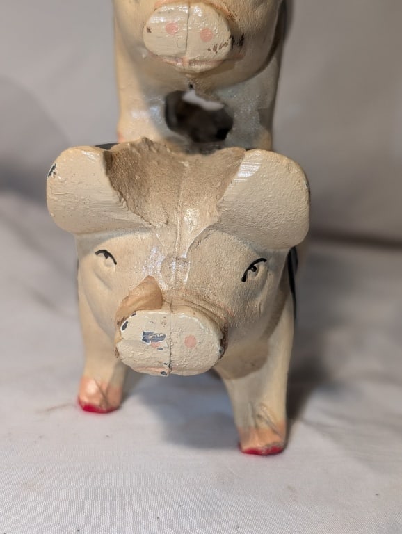 Stacked Pigs Door Stop - CI, Upperdeck - 8