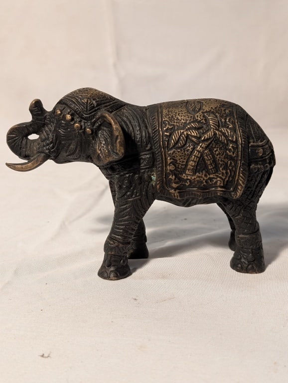 Elephant Statue - Bronze, Trunk Up (1 of 8)