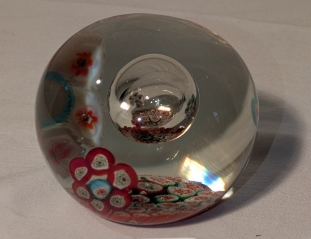 Paperweight - Floral Design w/ Center Bubble: Paperweight - Floral Design with Center Bubble - depicting Bullicante technique. Possible Murano millifiore style. Meas. 5" x 11 1/2around.