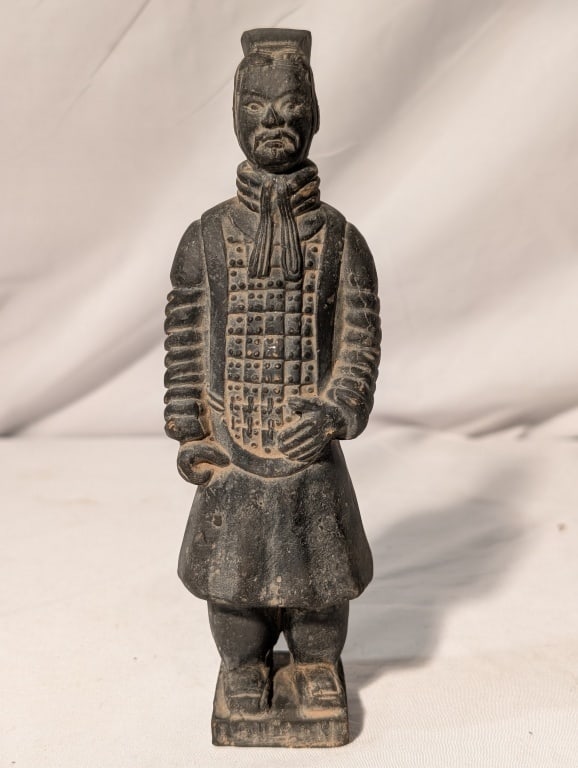 Chinese Qin Shi Huang Warrior - Terracotta: Chinese Qin Shi Huang Warrior - Terracotta. Modeled after the Warriors in the Terracotta Army in the Mausoleum of the First Qin Emporer, Shi Huang. Nice detail. Free standing. Meas. 7"h x 1 1/4"sq.