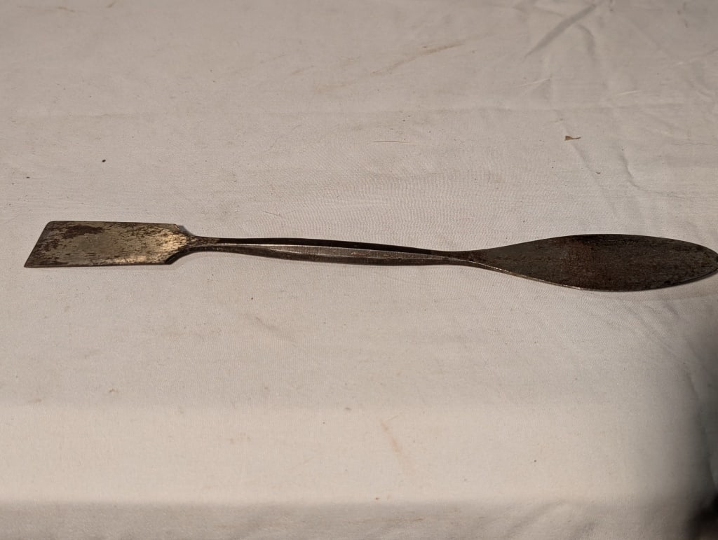 Antique Spade / Shovel / Chisel Multi-Tool - 2